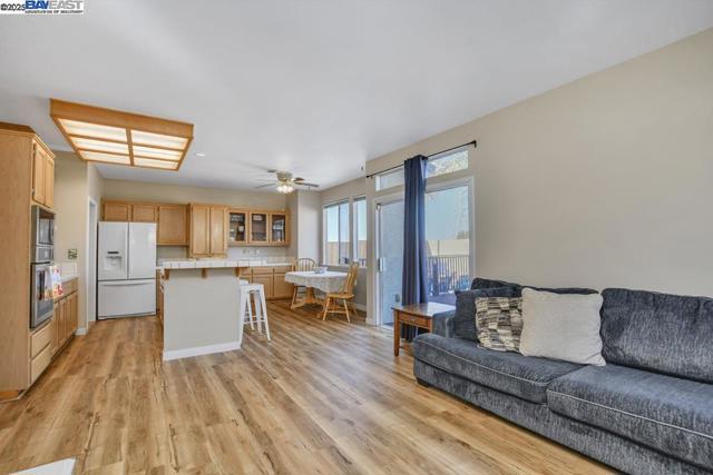 2218 Newport Ct., Discovery Bay CA: https://media.crmls.org/mediaz/c9a2da80-5a74-4996-9ff8-7ea841d17d01.jpg