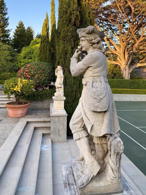 245 W Santa Inez Avenue, Hillsborough CA: https://media.crmls.org/mediaz/c9a3394a-676d-4db1-b9f0-0b24b09abdc0.jpg