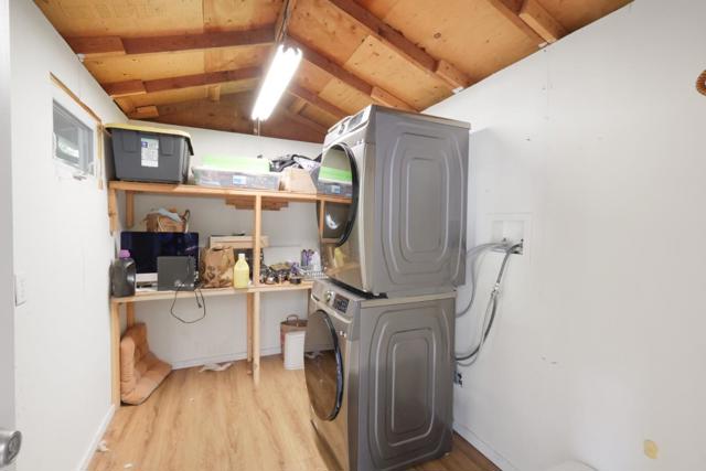 599 Lilac Avenue, Boulder Creek CA: https://media.crmls.org/mediaz/c9a3638c-7c2f-4d59-adc3-da89ff2b6814.jpg