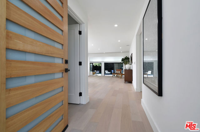 15431 Milbank Street, Encino CA: https://media.crmls.org/mediaz/c9a3fbcb-e75a-48be-ba95-1b6f8556f296.jpg