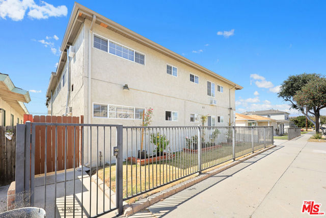 233 N 7th St, Montebello (PROPERTY PHOTO)