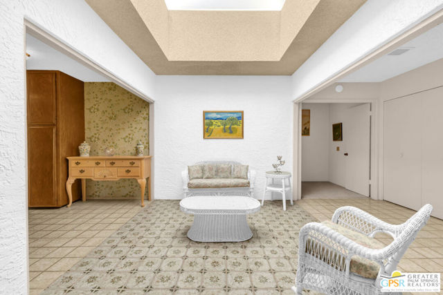 73283 Phoebe Court, Palm Desert CA: https://media.crmls.org/mediaz/c9a6d11b-843c-4fe9-a220-01619d21722c.jpg