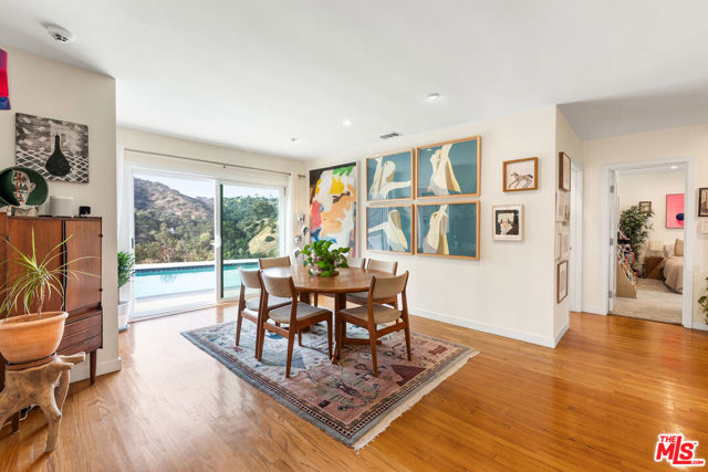 2316 Laurelmont Place, Los Angeles CA: https://media.crmls.org/mediaz/c9a7a1ce-6459-4d31-ae21-05624506e4a5.jpg