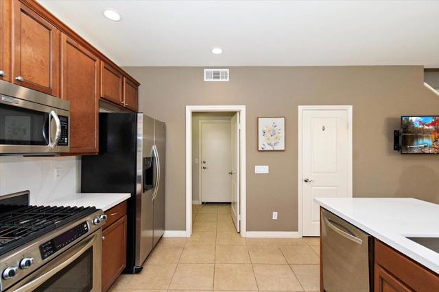 52190 Desert Spoon Court, La Quinta CA: https://media.crmls.org/mediaz/c9a97a6d-9d7a-4934-97b6-9346aab10122.jpg