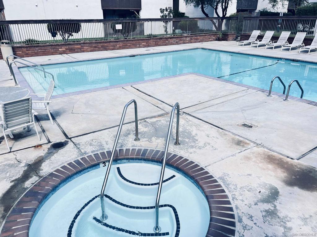 8043 Caminito De Pizza - photo 8