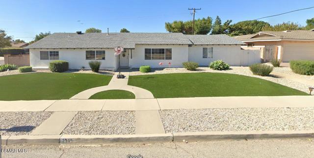 2979 Amarillo Avenue, Simi Valley CA: https://media.crmls.org/mediaz/c9aa4956-933b-4e45-978d-28112f7dc150.jpg