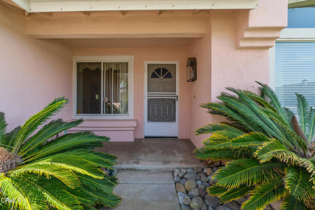 712 Rosebud Drive, Oxnard CA: https://media.crmls.org/mediaz/c9ade988-1058-4a59-9aff-fbd8279847ff.jpg