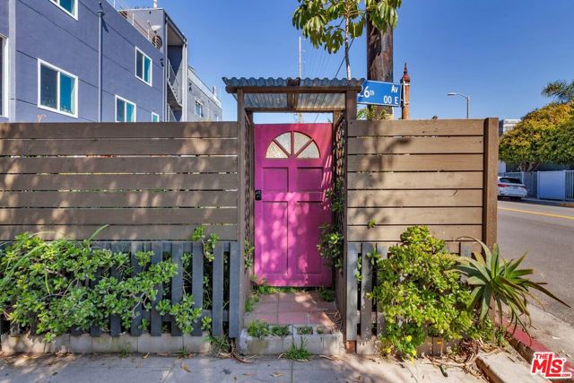 2511 Pacific Avenue, Venice, California 90291, 1 Bedroom Bedrooms, ,1 BathroomBathrooms,Single Family Residence,For Sale,Pacific,24386403