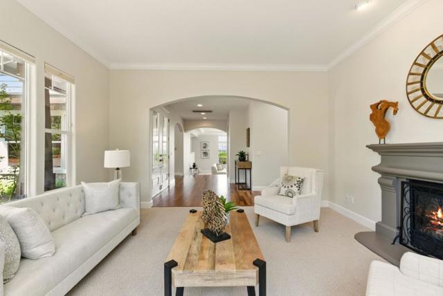 23 Pinnacle Drive, Petaluma CA: https://media.crmls.org/mediaz/c9aeca92-378c-4041-a5f7-fbf0033672b0.jpg