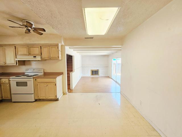 227 Whirlaway Drive, San Jose CA: https://media.crmls.org/mediaz/c9af06ca-ba31-43a3-bdbf-98c0f58810ab.jpg