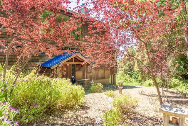 23901 Pacific Heights Drive, Westport CA: https://media.crmls.org/mediaz/c9aff39d-78cd-47e4-a4a3-ddc3fafab98a.jpg