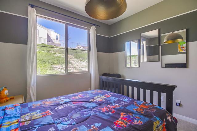 2304 Trevi Cir, Chula Vista CA: https://media.crmls.org/mediaz/c9b16854-e369-453e-8bc3-b589d1be4832.jpg
