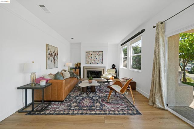 153 Camino Del Sol, Vallejo CA: https://media.crmls.org/mediaz/c9b16d3b-8c52-447a-a511-fbd64a445845.jpg
