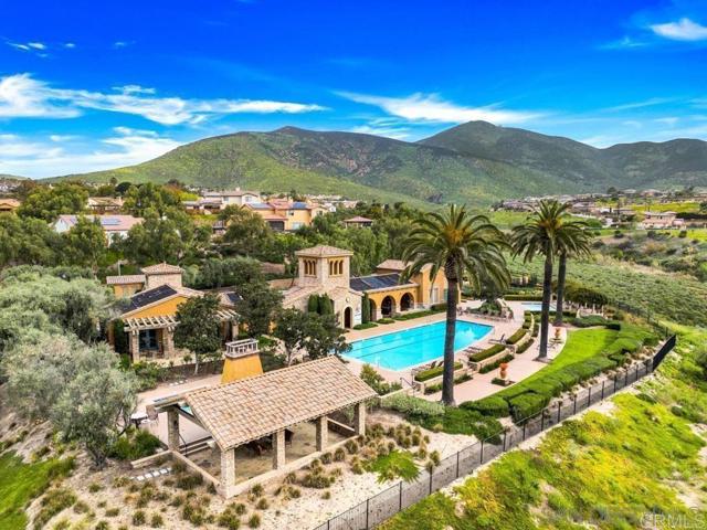 Detail Gallery Image 3 of 65 For 2917 Babbling Brook Rd, Chula Vista,  CA 91914 - 4 Beds | 4/1 Baths