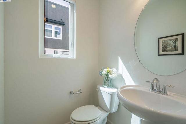 5588 El Dorado Ln, Dublin CA: https://media.crmls.org/mediaz/c9b2f939-98ae-4f58-89bb-554a057c0f10.jpg