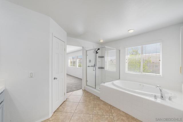 37434 Lumiere Avenue, Murrieta CA: https://media.crmls.org/mediaz/c9b3089e-f71b-4034-bcfc-abd8dcccb066.jpg