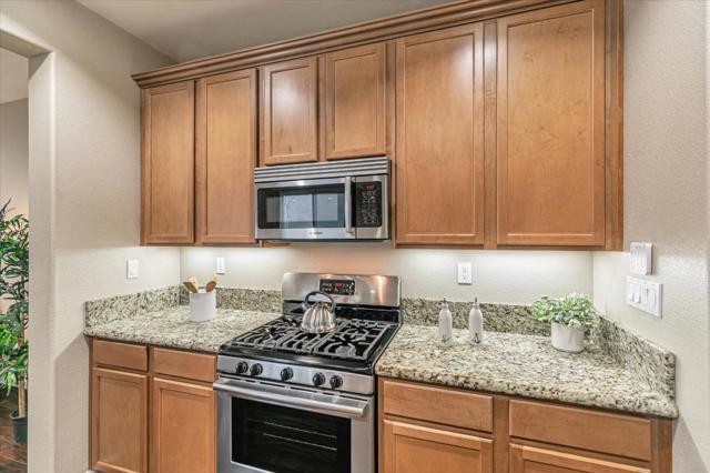 Image 11 of 53 For 620 9th Street