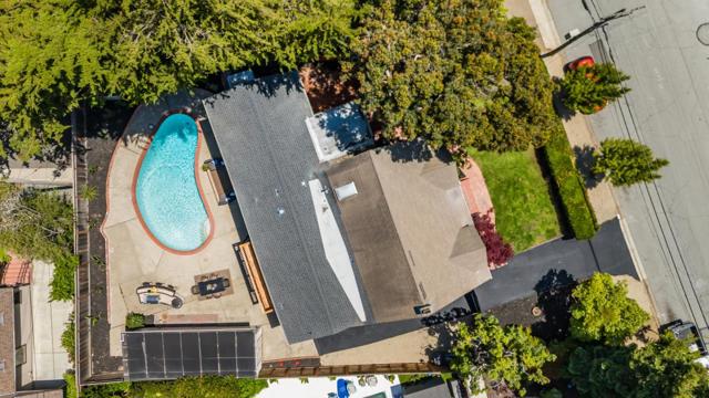 28 W Santa Inez Avenue, San Mateo CA: https://media.crmls.org/mediaz/c9b438ee-50e3-4dfe-89d3-da13be889800.jpg