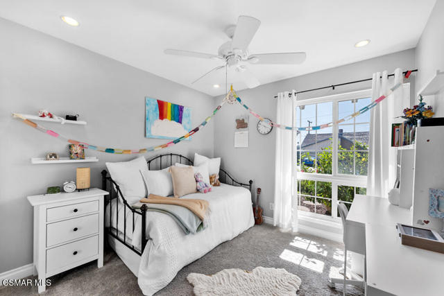 30 S Ellis Place, Newbury Park CA: https://media.crmls.org/mediaz/c9b5a972-3826-4006-9858-0f75a4440407.jpg