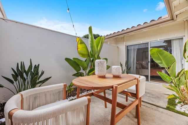 Detail Gallery Image 8 of 24 For 7021 Estrella De Mar Rd, Carlsbad,  CA 92009 - 2 Beds | 2 Baths