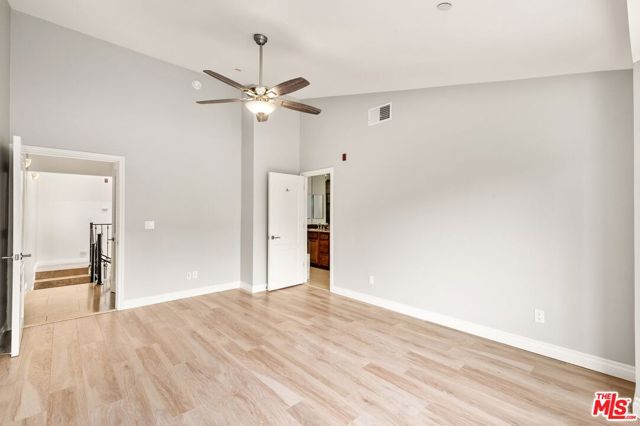 5241 Colodny Drive, Agoura Hills CA: https://media.crmls.org/mediaz/c9b726fa-8a0d-42fe-934d-83a89317bbb0.jpg