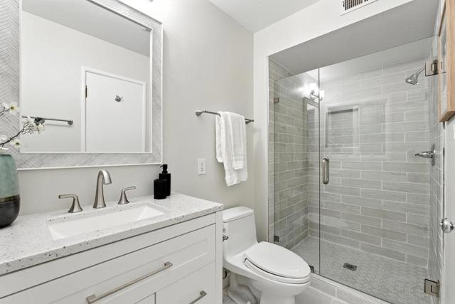 1884 Randall Road, San Mateo CA: https://media.crmls.org/mediaz/c9b7e0e7-fd04-4257-b445-c4b1b6c84bd1.jpg
