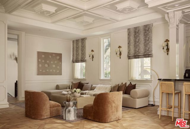 628 N Rodeo Drive, Beverly Hills CA: https://media.crmls.org/mediaz/c9b7e90e-4479-4ece-91e7-be92f445b91a.jpg