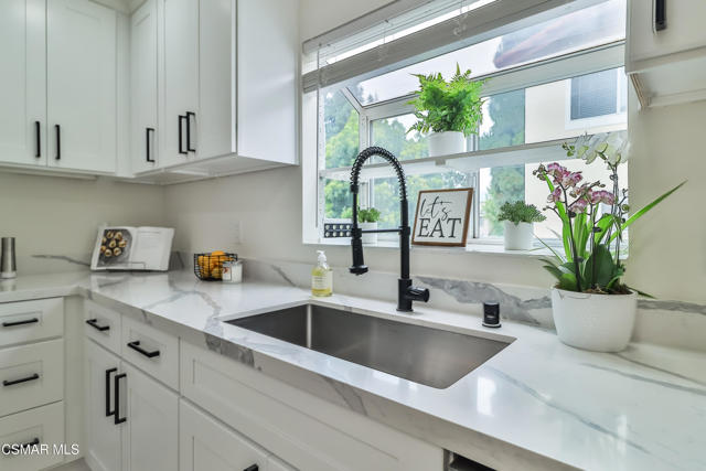 2711 Stearns Street, Simi Valley CA: https://media.crmls.org/mediaz/c9b893a2-b1cb-4499-85b9-494798ae344a.jpg