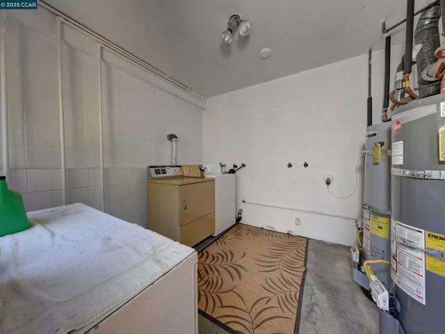 891 Bell Street, Lafayette CA: https://media.crmls.org/mediaz/c9b90725-8f36-4ccf-8cfc-2b8e0730a098.jpg