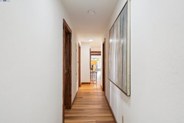 23762 Hutchinson Rd, Los Gatos CA: https://media.crmls.org/mediaz/c9b973ba-49d9-4610-87a2-1338100e7095.jpg