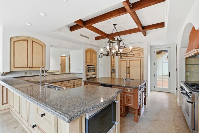 Image 7 of 67 For 7206 Aviara Drive