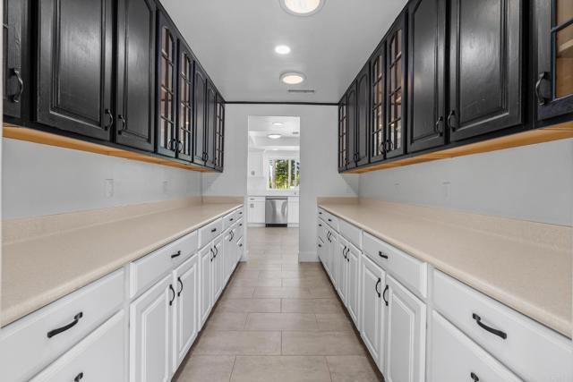 Detail Gallery Image 11 of 64 For 1838 Acacia Ln, Fallbrook,  CA 92028 - 6 Beds | 3 Baths