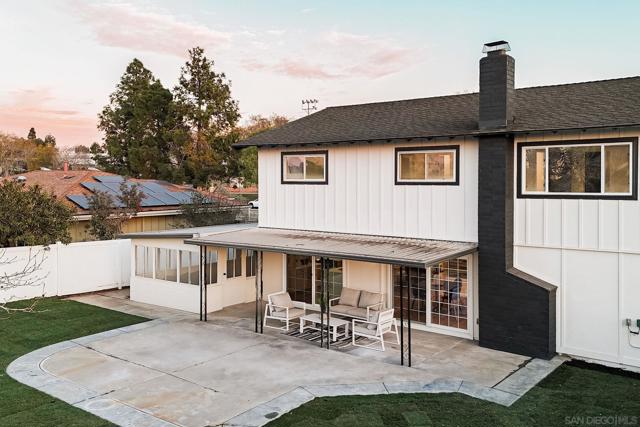 3624 Governor Dr, San Diego CA: https://media.crmls.org/mediaz/c9ba46a9-f740-475c-a62b-719b99759419.jpg