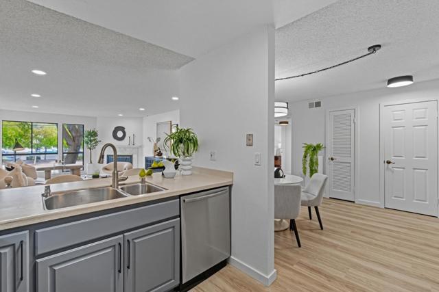 35 W 20th Avenue, San Mateo CA: https://media.crmls.org/mediaz/c9ba9e70-3b97-4570-8424-a1ff9584bc0c.jpg