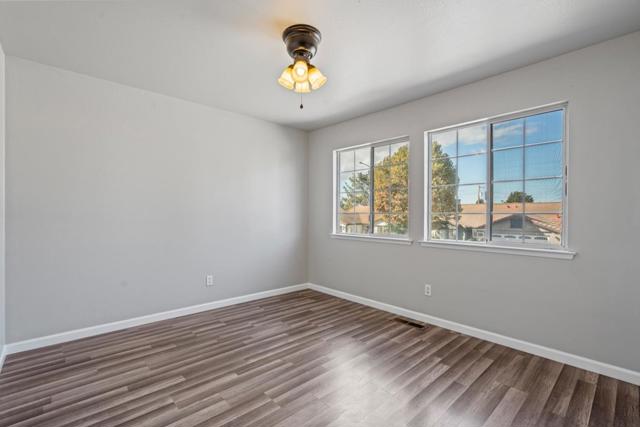 961 Alder Street, Hollister CA: https://media.crmls.org/mediaz/c9bbae32-e490-4ac0-a8ce-256f3427b943.jpg