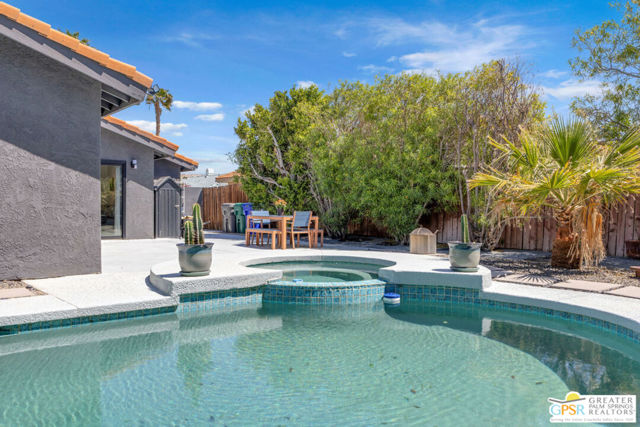 67795 Medano Road, Cathedral City CA: https://media.crmls.org/mediaz/c9bc029a-f720-4a95-bf66-e1e093e7529e.jpg