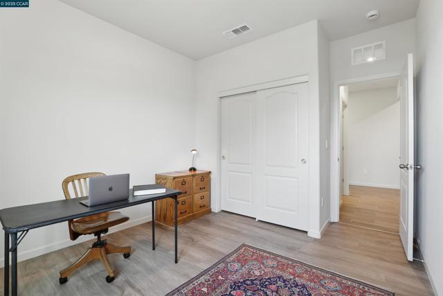 4105 Markovich Ct, Richmond CA: https://media.crmls.org/mediaz/c9bc7751-5ce3-477d-ada4-32f3a0b89e1d.jpg