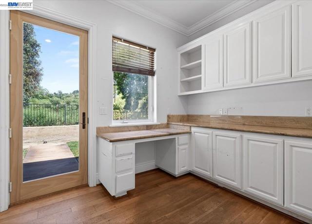 Image 43 of 60 For 920 Happy Valley Rd