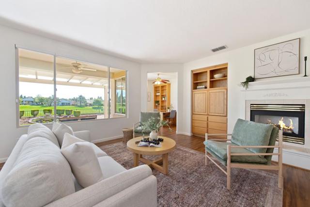 1817 Barn Valley Lane, Lincoln CA: https://media.crmls.org/mediaz/c9bccbf9-31a9-4209-8caf-252c6d4c1059.jpg