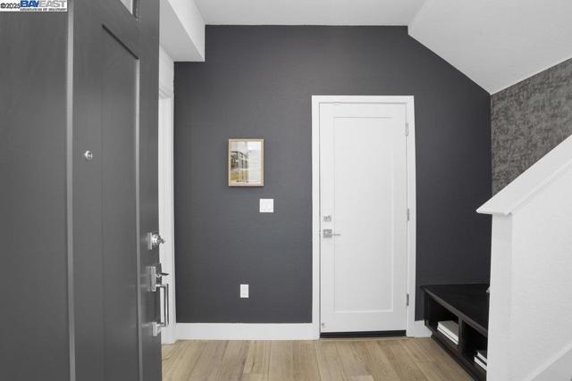 8918 Rudder Way, Newark CA: https://media.crmls.org/mediaz/c9bd29f3-1c90-400e-8a49-a5a8092ed559.jpg