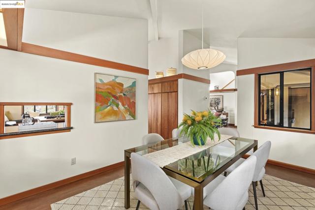 25 Dartmouth Dr, Berkeley CA: https://media.crmls.org/mediaz/c9bda48a-d089-4811-9d6c-678a3f9c6d0e.jpg