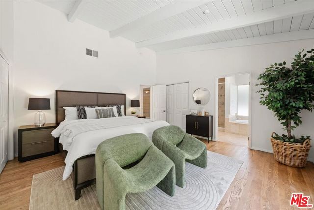 1220 N Norman Place, Los Angeles CA: https://media.crmls.org/mediaz/c9bf55f3-d617-4d5c-9928-b71645f9aea7.jpg