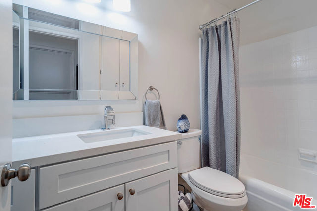 1833 N NORMANDIE Avenue, Los Angeles CA: https://media.crmls.org/mediaz/c9bf7533-cb67-4b8c-9741-ebfe31807aeb.jpg