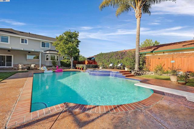 1153 Sherry Way, Livermore CA: https://media.crmls.org/mediaz/c9c178f9-1b3b-4d2d-8224-57790a5e63eb.jpg