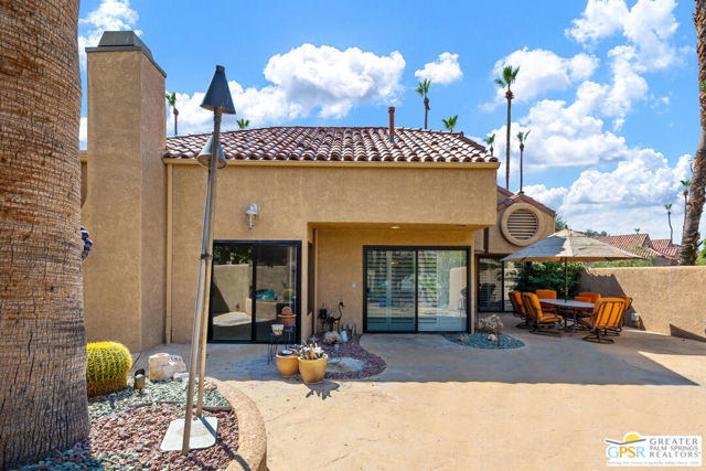 2910 Cervantes Court, Palm Springs CA: https://media.crmls.org/mediaz/c9c2213a-b0e0-4986-8667-c787da2c24fd.jpg