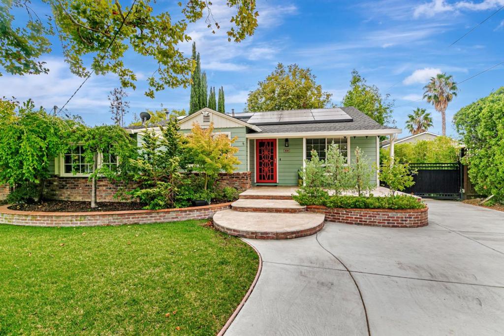 404 Shamrock Drive