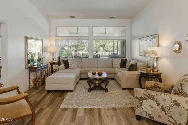 4205 Palisades Circle, Bakersfield CA: https://media.crmls.org/mediaz/c9c2626e-f2d8-409f-b083-eb927367c71d.jpg