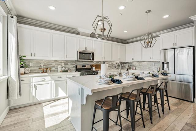 Image 23 of 60 For 5529 Mountain Ridge Way