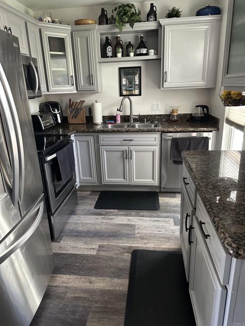 Detail Gallery Image 2 of 16 For 1401 Reed Ave #3,  San Diego,  CA 92109 - 1 Beds | 1 Baths