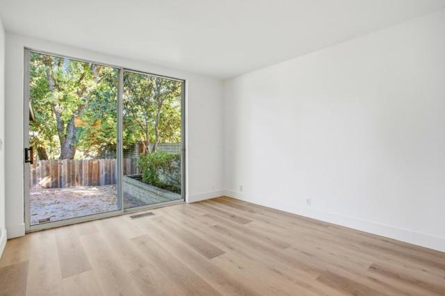 3895 Fair Oaks Boulevard, Sacramento CA: https://media.crmls.org/mediaz/c9c4aa70-5944-4786-8a00-e9d77309b9c7.jpg